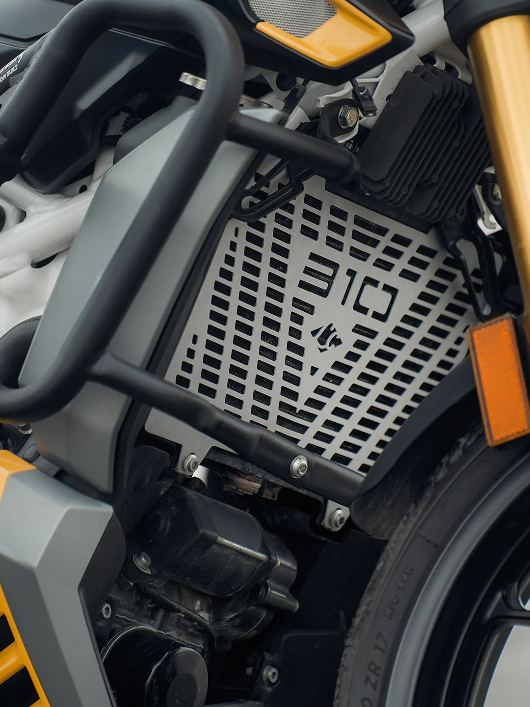 VECTOR RADIATOR GRILL | APACHE RTR310
