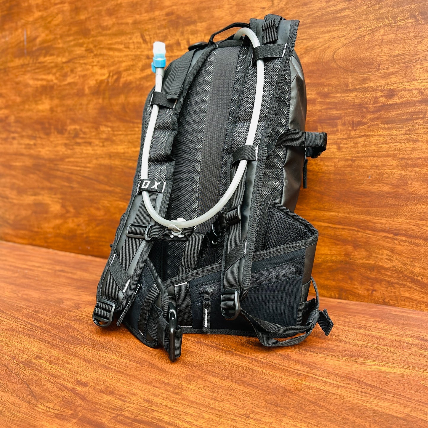 FOX UTILITY 11.6L HYDRATION BACKPACK