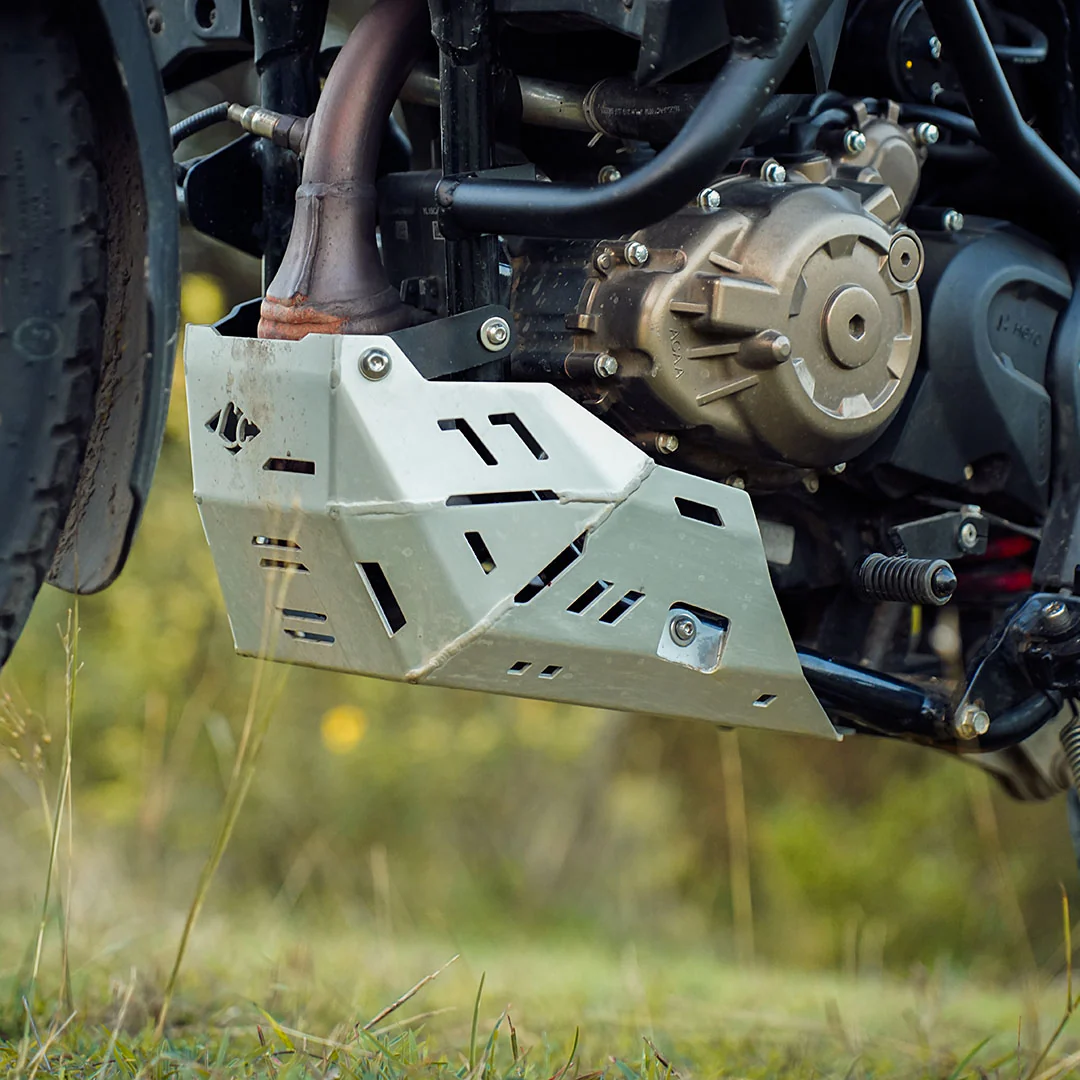 LCB VAMBRACE BASH PLATE SILVER | XPULSE 210