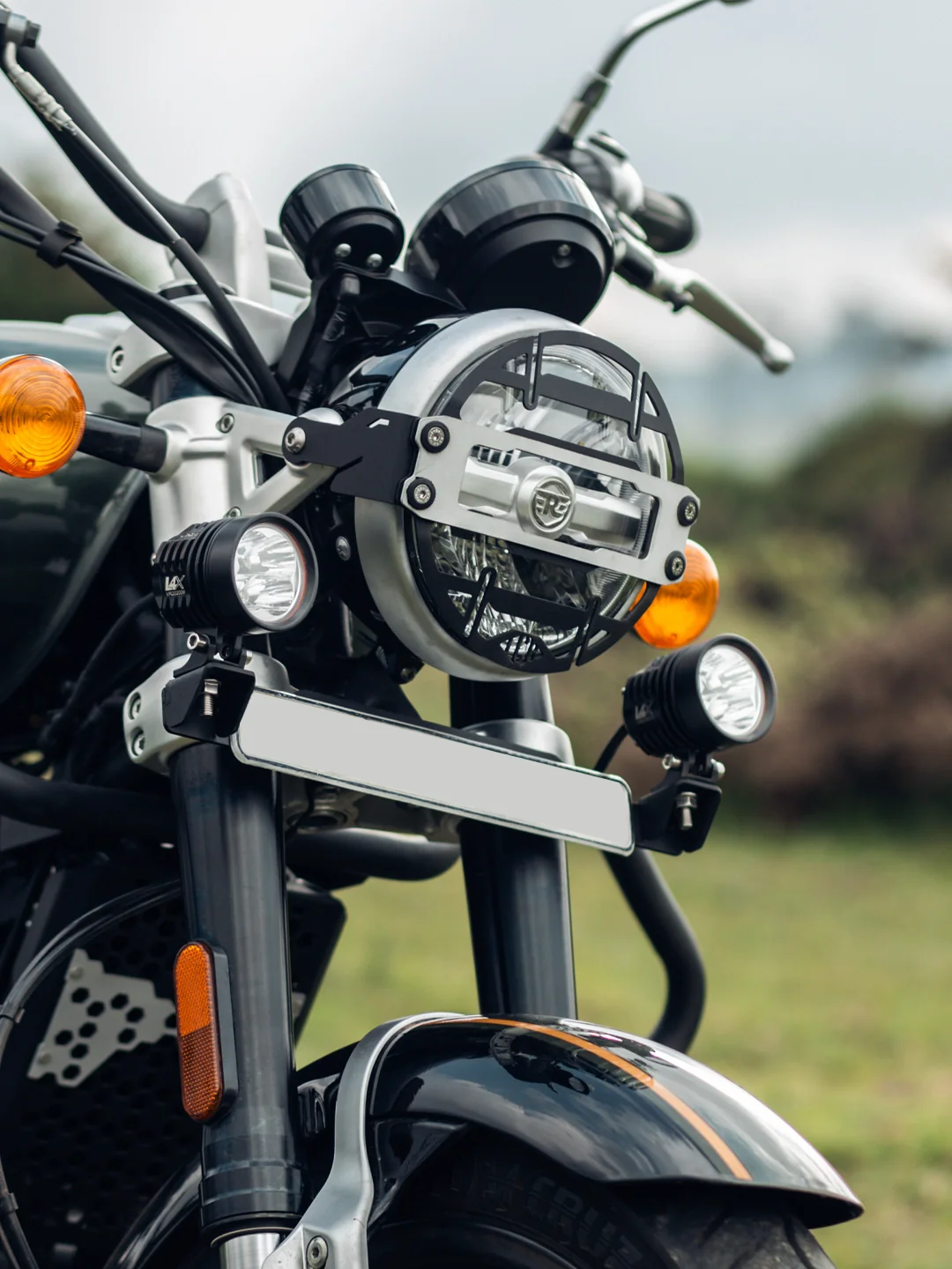 LCB COSMIC HEADLIGHT GRILL | SUPER METEOR 650