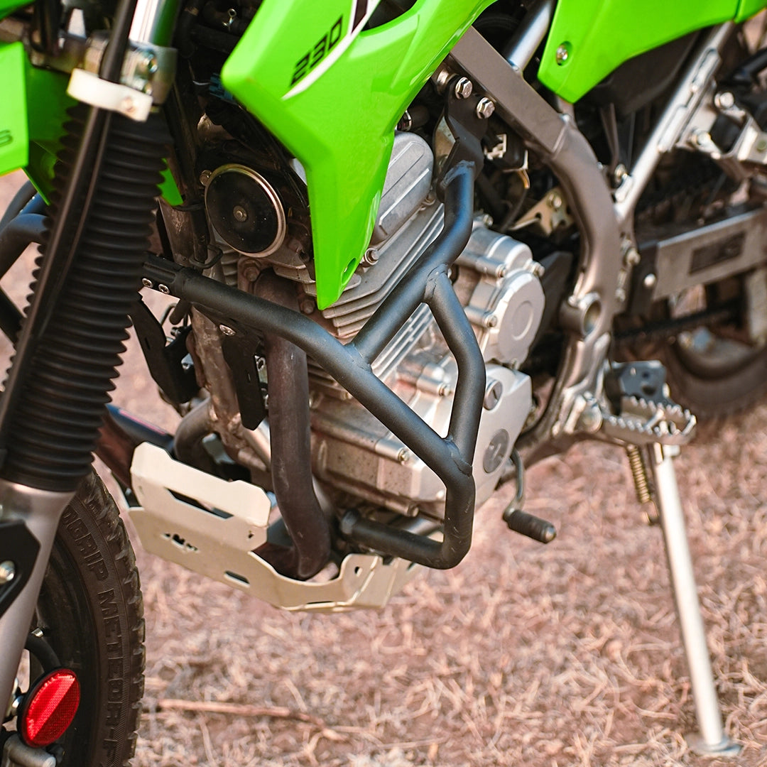 LEGUNDARY KAWASAKI KLX 230 BELLATOR CRASHGUARD -BLACK INTERNATIONAL