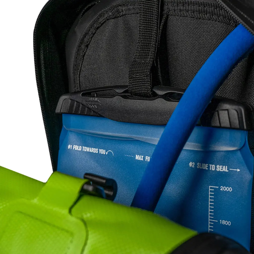 RAIDA DRYPORTER WATERPROOF HYDRATION BAG | HI-VIZ