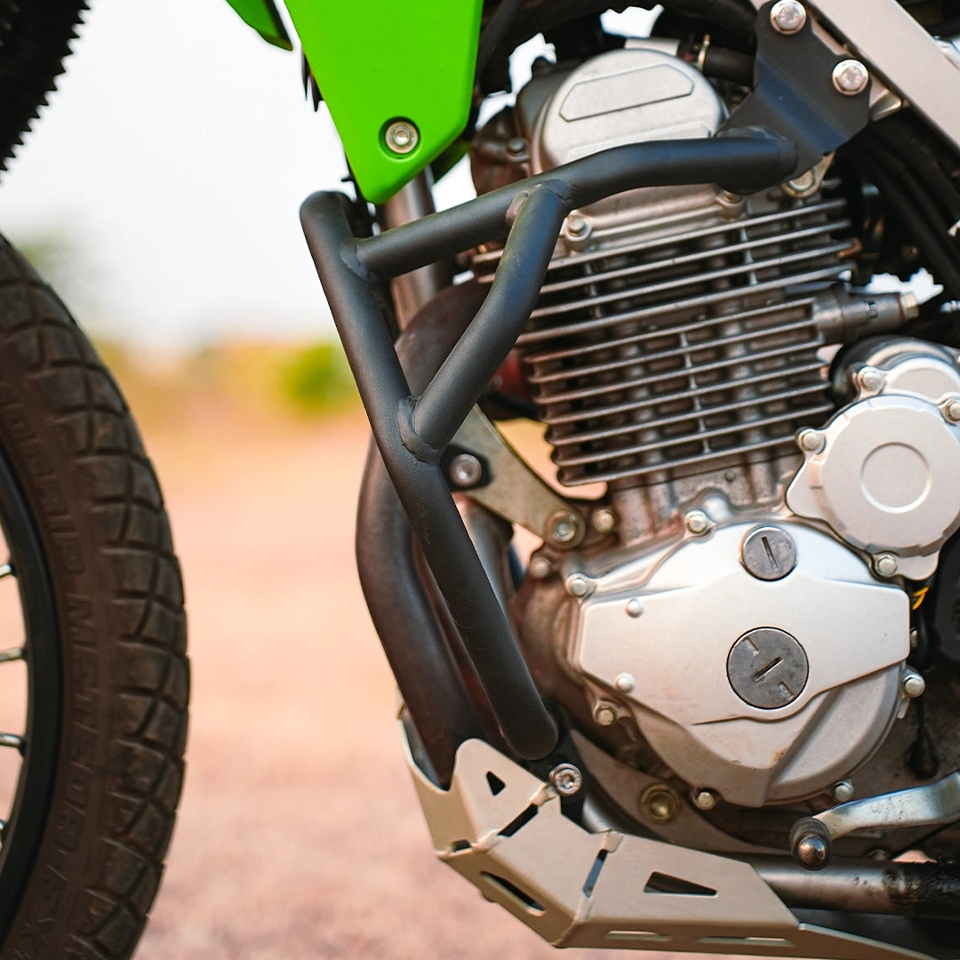 LEGUNDARY KAWASAKI KLX 230 BELLATOR CRASHGUARD -BLACK INTERNATIONAL