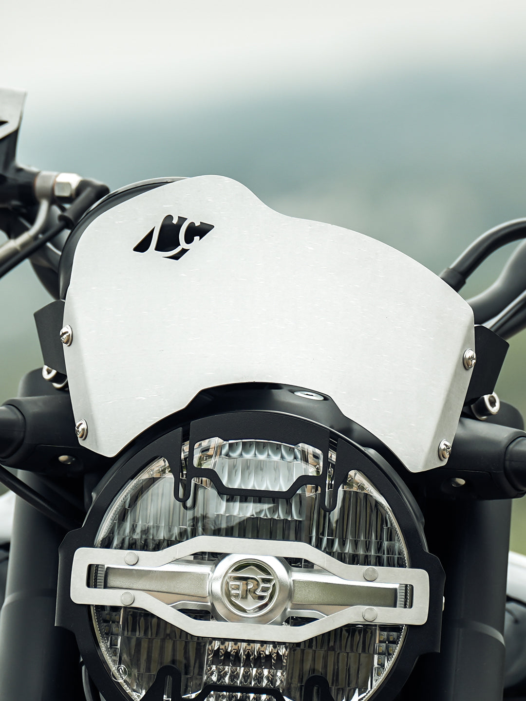 LEGUNDARY RE GUERILLA 450 ZEPHYR METAL VISOR
