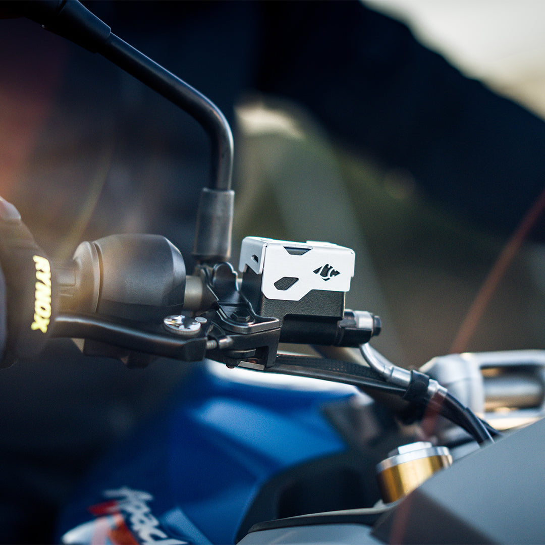 LEGUNDARY TVS APACHE RTX 300 TRICORN FRONT OIL CAP