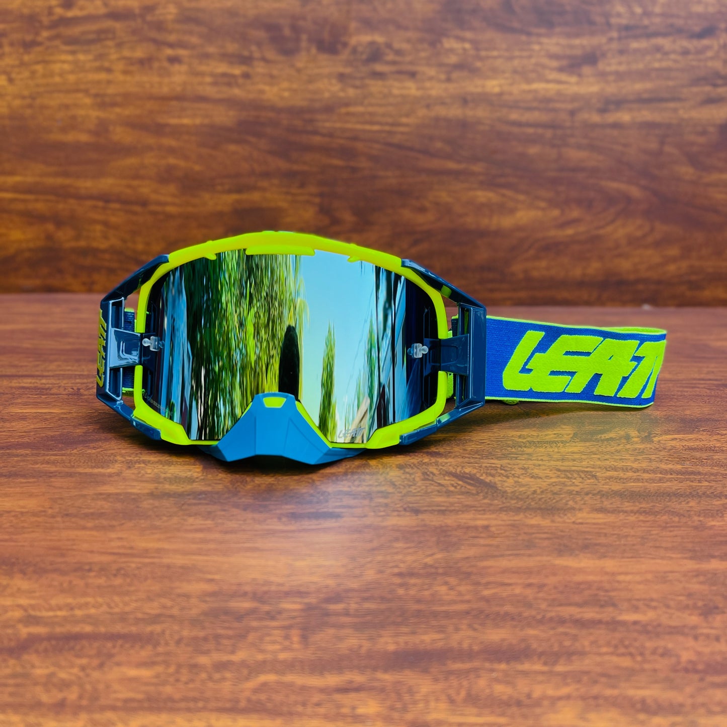 LEATT VELOCITY 6.5 F.GREEN-BLUE (GREEN LENS) | MX GOGGLES