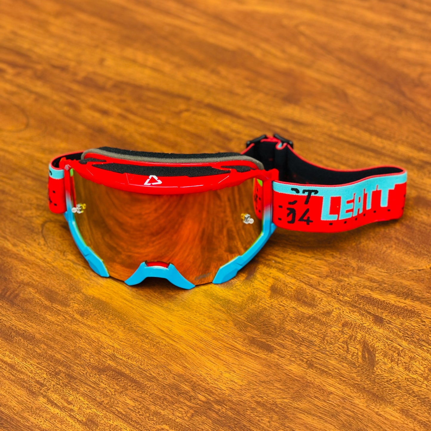 LEATT VELOCITY 4.5 RED-BLUE (RED LENS) | MX GOGGLES