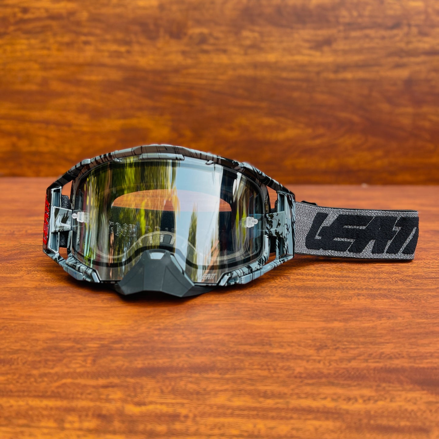 LEATT VELOCITY 6.5 GREY-BLACK (PLAIN LENS) | MX GOGGLES