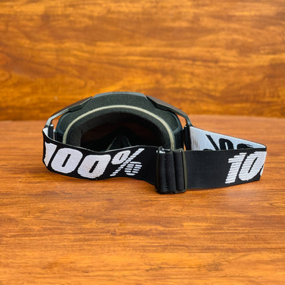 100% ARMEGA OLD BLACK (SILVER LENS) | MX GOGGLES