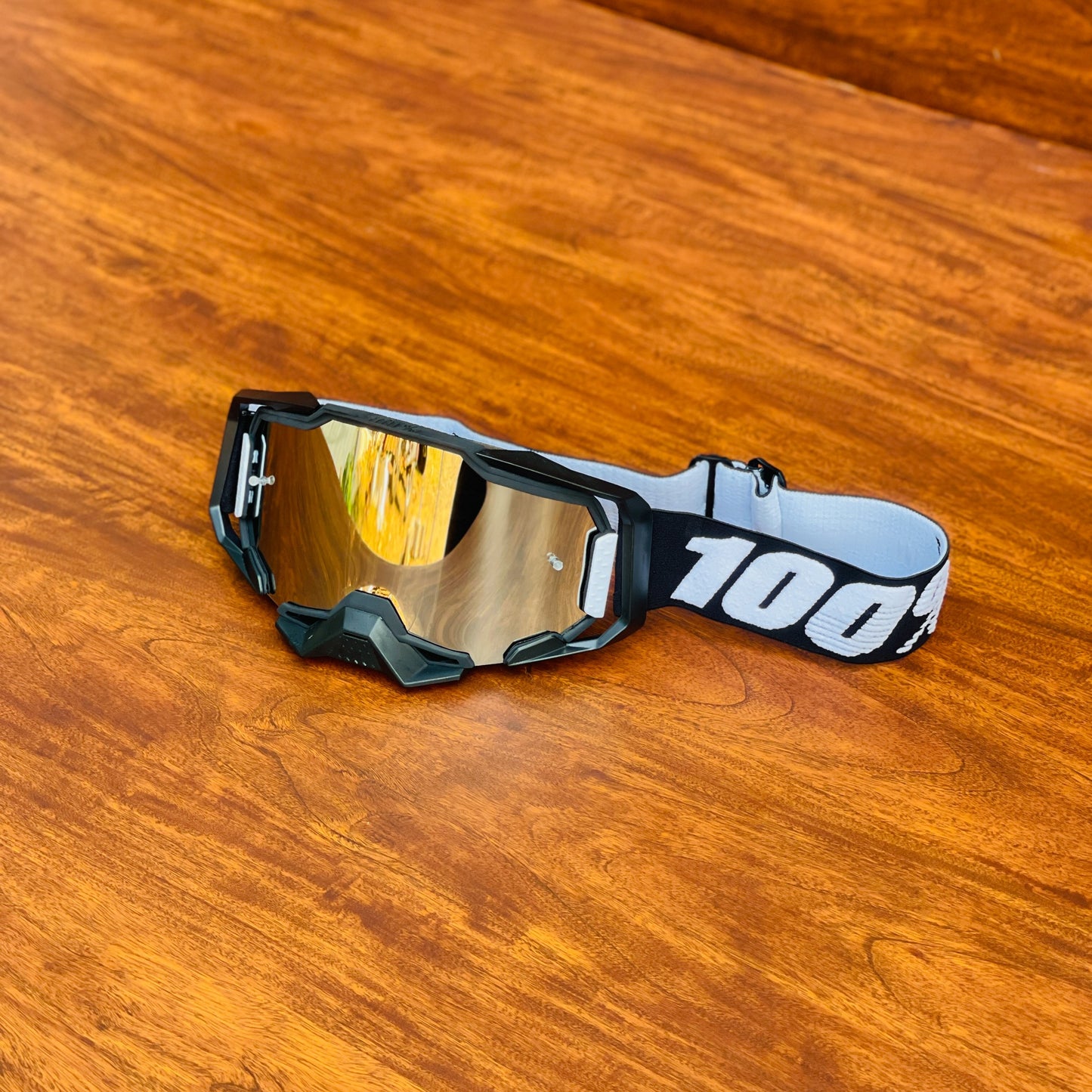 100% ARMEGA OLD BLACK (SILVER LENS) | MX GOGGLES