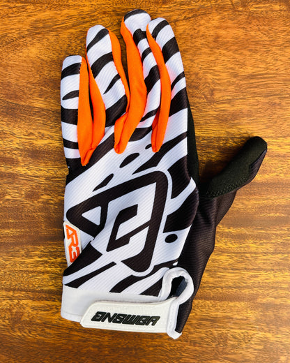 ANSWER BLACK WHITE L | MX GLOVES