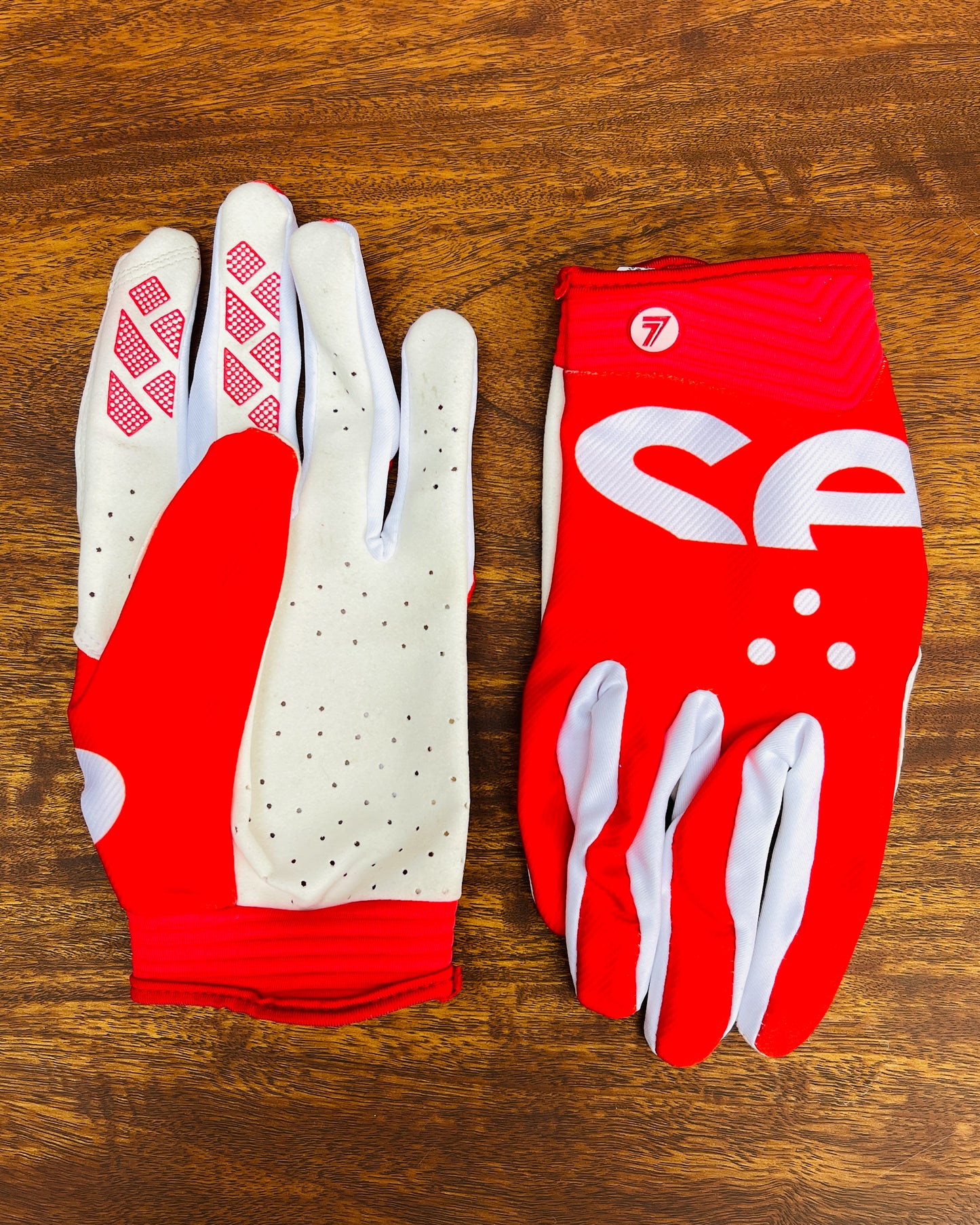 SEVEN RED M | MX GLOVES