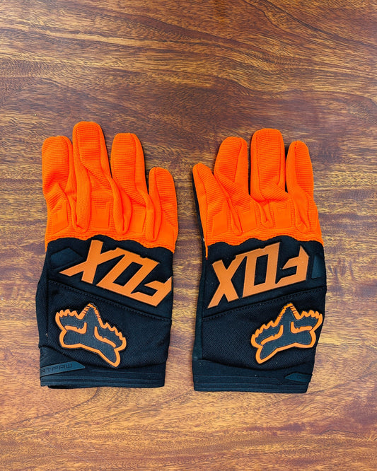 FOX BLACK AND ORANGE LETTERING XL | MX GLOVES