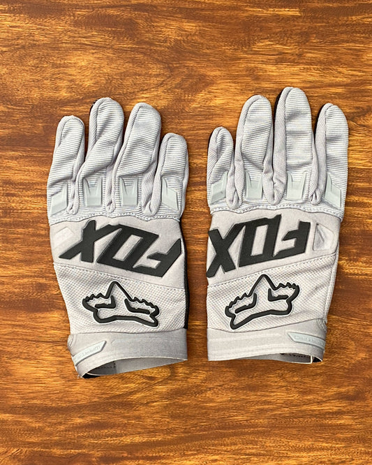 FOX GREY AND BLACK LETTERING M | MX GLOVES