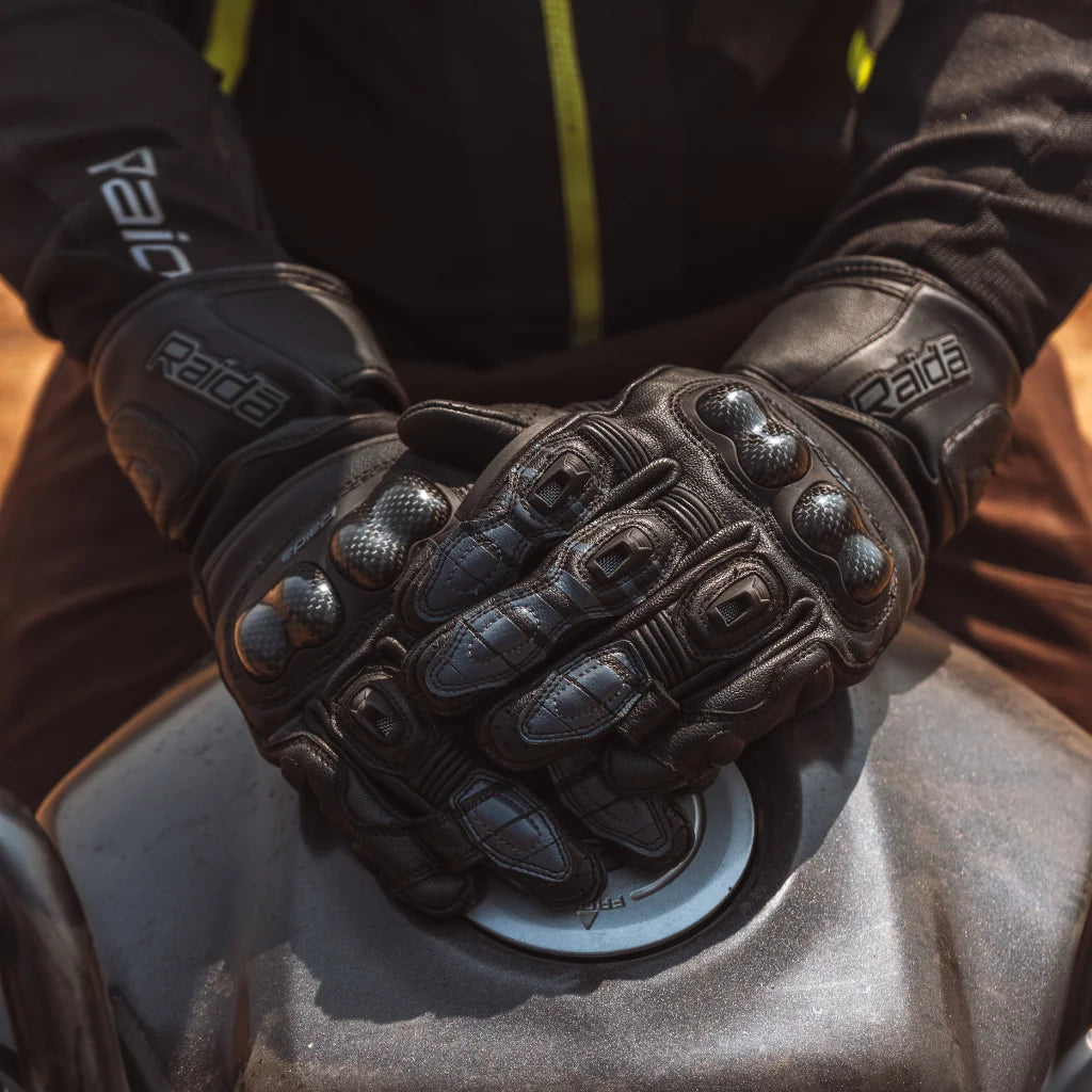 RAIDA AEROPRIX CARBON EDITION GLOVES | GREY