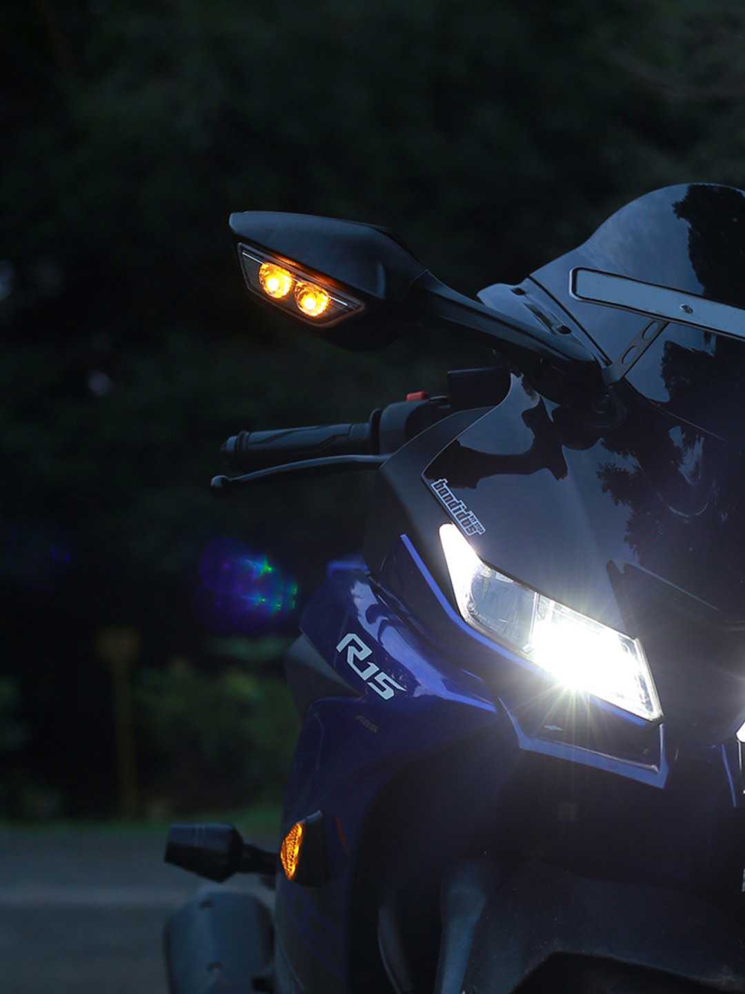 YAMAHA R1M INSPIRED UNIVERSAL MIRROR