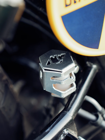 LCB CASQUE REAR OIL CAP | BEAR 650