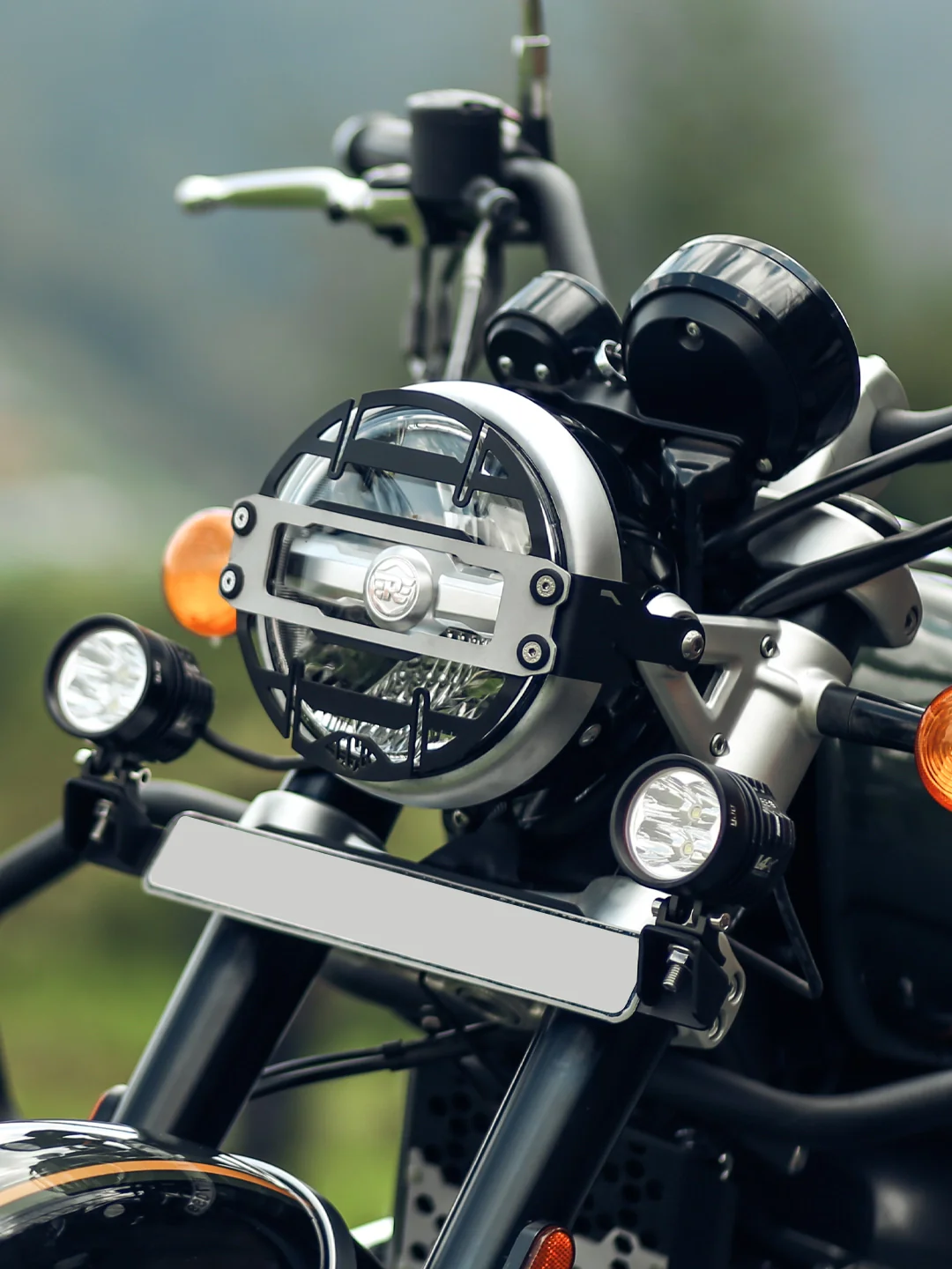 LCB COSMIC HEADLIGHT GRILL | SUPER METEOR 650